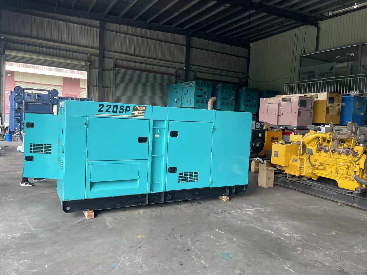 威远800kW 柴油发电机的输出电流波动范围是多少?