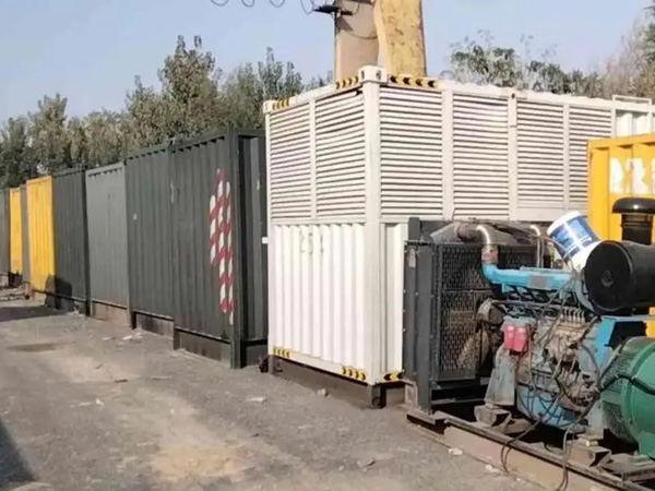 威远200KW柴油发电机机组每小时油耗是多少?